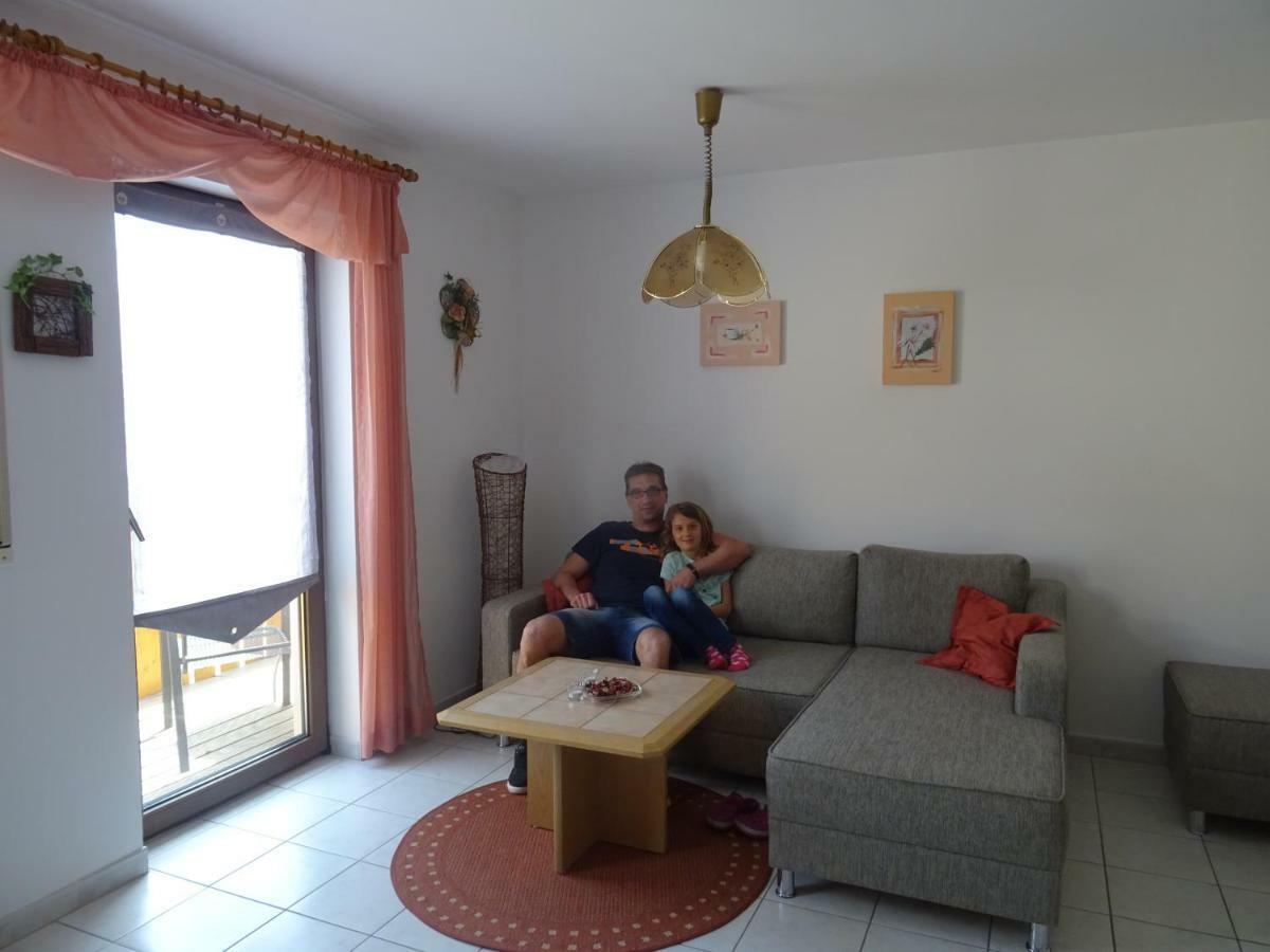 Ferienhaus Enzner Muhr am See Eksteriør bilde